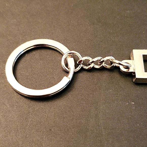 FLASH SALE! NEW DKNY Purse Charm/Keychain! Silver-tone Logo - Picture 4 of 7